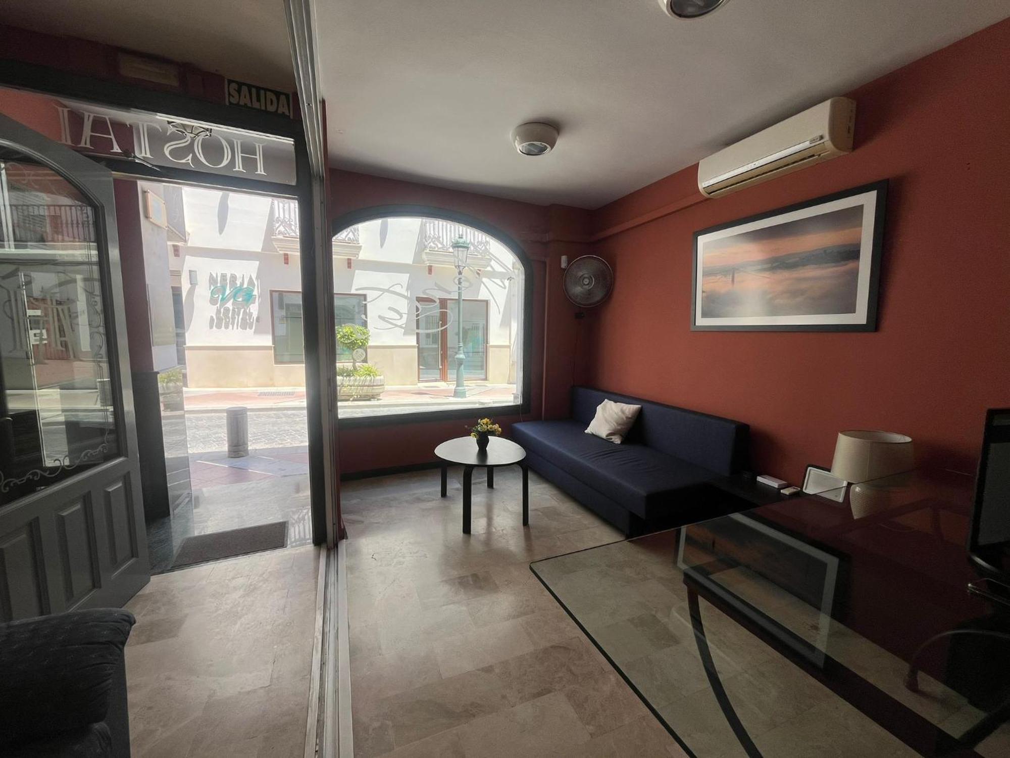 Hostal Montys Nerja Ngoại thất bức ảnh